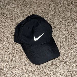NIKE HAT